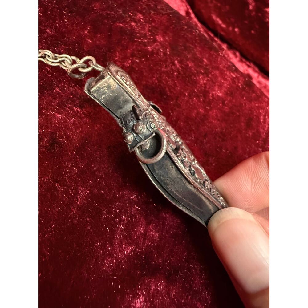 Antique Silver Needle Case Pendant Chatelaine Carnelian Bead Late Qing Dynasty - Picture 8 of 15